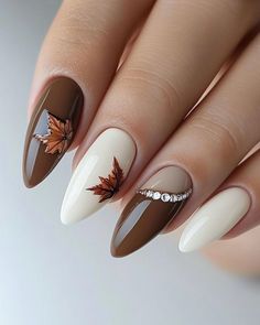 Nail Ideas Almond Shape Fall, December Gel Nail Ideas, October Birthday Nail Ideas, French Fall Tip Nails, Fall Watercolor Nail Art, November Nails Oval, Fall Nail Designs Leaves, Gold Leaf Nail Designs, Autumn Nails Ideas 2024