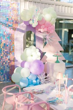 Our DIY Frozen Birthday Party — Sugar & Cloth Frozen Birthday Backdrop, Diy Frozen Birthday Party, Frozen Party Activities, Frozen Favors, Let It Go Frozen, Frozen Birthday Party Cake, Birthday Party Locations, Frozen Decorations