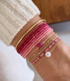 Bead Bracelet Stack Ideas, Stack Bracelets Beaded, Dig Jewelry, Crystal Bead Jewelry, Preppy Jewelry, Diy Bracelets Patterns, Summer Bracelets