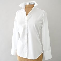 Claridge and King The Great White Shirt – Shirtini Refinery 29, White Collared Blouse, Perfect White Shirt, Fashion Week Spring 2014, White Collared Shirt, The Great White, White Shirts Women, Cocktail Attire, Crisp White Shirt