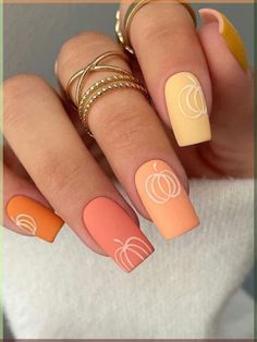 White pearl holiday , winter nails Fall Nails Ideas Pumpkin, Short Nail Designs Pumpkin, Cute Fall Pumpkin Nails, Cute Fall Themed Nails, Nails With Pumpkins On Them, Cute Halloween Nails Pumpkins, Fall Nail Inspo Pumpkin, Cute Seasonal Nails, Mat Color Nails