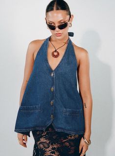 Hills Halter Denim Halter Tops Outfit, Denim Halter Top, Fleece Dress, Outerwear Outfit, Loungewear Sets, Casual Tank Tops, Tops Fall, Dark Wash Denim, Online Tops