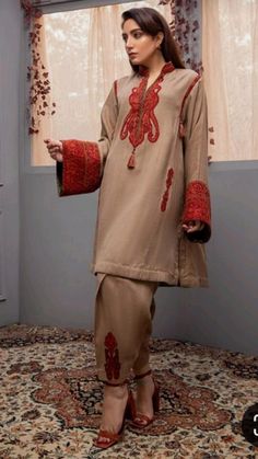 Nilofer Shahid, Kashmiri Suits, Velvet Dress Designs, Indian Designer Suits, Wedding Stories, Pakistani Wedding Outfits, Stylish Short Dresses