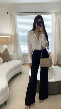 Business School Aesthetic Outfits, White Shoes Office Outfit, Dark Feminine Business Casual, Girl Boss Outfits Classy, Youth And Government Outfits, Delegate Outfit, Womens Court Outfit, Buissnes Aesthetic Outfit, Lawyer Woman Aesthetic Outfit