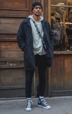 Mens Street Style Urban, Mens Fall Outfits, Doc Martens Outfit, Herren Style, Turtleneck Outfit, Seoul Fashion, Fashion Male