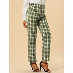 These pants are essential for dressing up or down. Lightweight fabric, covered in a plaid pattern, shapes these trendy trousers with a high-rise fit. How it is a bit high waist and how it gathers at the waist adding shape to the body. You may love everything about these trousers, from their regular fit to the elastic high-waist, which could double as a hiding mechanism for women with love handles. Style these trousers with a crop top and heels for the ultimate look. This fashionable and trendy c Plaid Pants Women, Trendy Trouser, Pants Elastic Waist, Pants Green, Christmas Plaid, Long Trousers, Plaid Fashion, Plaid Pants, Casual Work