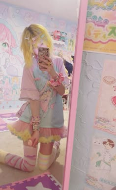 Pastel Decora Aesthetic, Cute Core Outfit Idea, Alternative Fashion Pink, Pastel Decora Fashion, Pastel Perfect Outfit, Pastel Cluttercore, Gurokawaii Fashion, Kawaii Core Outfit, Cutecore Outfit Ideas