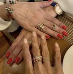 Classy Red Nails, Rings Cartier, Rings Stacked, Jewelry Stacking, Ring Stacks, Instagram Jewelry, Fancy Jewellery Designs, Ring Stack