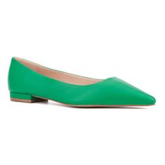 Step into timeless style with our trendy Wide Width Bailey slip-on flats, featuring a classic pointed toe that effortlessly pairs with any outfit. Crafted from vegan leather, these flats offer a chic, eco-friendly choice for everyday wear. Available in a variety of colors and patterns, you're sure to find the perfect match to express your unique style. Whether you're dressing up for work or going casual for a weekend outing, Bailey is the perfect versatile addition to your wardrobe. Dress Flats, Fashion To Figure, Closed Toe Shoes, Faux Leather Heels, Casual Loafers, Ballet Flat, Fashion Flats, Timeless Style, Womens Flats