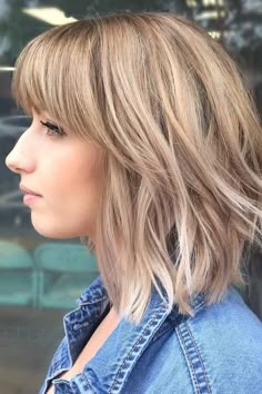 Haircut For Round Face Shape, Haircut For Round Face, Hair For Round Face Shape, Trendy Haircuts Medium, Bangs For Round Face, Face Shape Hairstyles, Round Face Shape