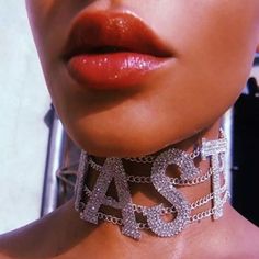 New Fashion Shiny Rhinestone Necklace Collar Letter Fancy Large Necklace Crystal Notice Fine Jewelry Gift Rhinestone Letters, Rhinestone Statement Necklace, Rhinestone Choker Necklace, Rhinestone Fashion, Crystal Choker Necklace, Statement Choker, Statement Choker Necklace, Rhinestone Choker, Neck Jewellery