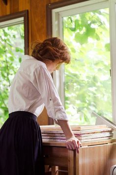 Victorian School Teacher, 1916 Aesthetic, Jo March Outfit, Jo March Aesthetic, Teacher Photography, 1916 Rising, Woman Looking Down, Woman Teacher, Vintage Teacher