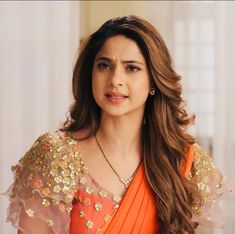 Jeniffer Winget, Jennifer Winget Beyhadh, Denim Refashion, Handsome Celebrities, Blouse Designs Silk, Tv Streaming, Lehenga Blouse, Trendy Blouses, Trendy Blouse Designs