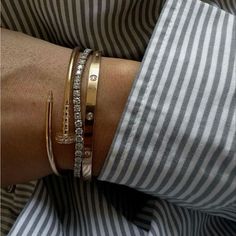 Super Cute & Brand New Everyday Jewelry Gold, Classy Jewelry, Classic Style Women, Stacked Jewelry, Girly Jewelry, Jewelry Inspo, Everyday Jewelry, Tennis Bracelet, Bracelet Stack