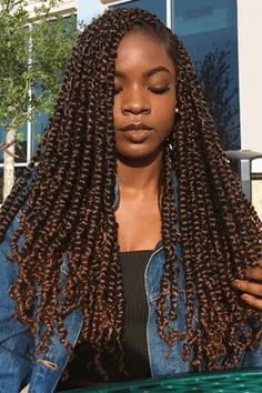 Passion Twist Crotchet Hairstyles, Mid Length Passion Twists, Passion Twists Medium Length, Passiontwists Hairstyles, Passion Twists Hairstyle Long, Brown Passion Twists, Passion Twists Hairstyle