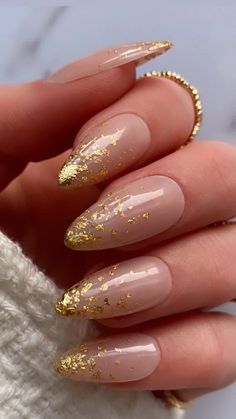 Half Sparkle Nails, White And Gold French Tip Square Nails, Nails For Golden Dress, Autumn Nails Gold Foil, Cream And Gold Nail Designs, French Gold Glitter Nails, Gold Glitter Tip Nails French, Gold Tip Nail Designs, Nail Inspo Gold Glitter