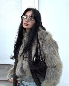 Black Fur Coat, Aquarius Season, Autumn Fits, Winter Fits, Outfit Inspo Fall, Fur Coats, Fashion Killa, Outfits Aesthetic, Jacket Outfits