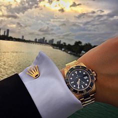 Cufflinks from @whatchsdotcom looking good on @italian_stalli0n. Thanks for the amazing picture! #whatchs www.whatchs.com by whatchs #rolex #submariner Mens Luxury Lifestyle, Marketing Inspiration, Luxury Lifestyle Fashion, Swiss Army Watches, Gold Rolex, Rolex Men, Success Motivation, Rolex Watch, Modieuze Outfits