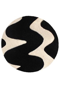 Black and White Zig Zag Round Hand Tufted Wool Rug Unique Throw Blankets, Zig Zag Rug, Modern Wool Rugs, Rug Size Guide, Zig Zag Pattern, Woven Blanket, Rugs Size, Bold Black, Handmade Wool Rugs