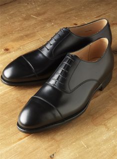 Classic Cap Toe Oxford With Leather Sole, Classic Cap Toe Oxford Shoes With Leather Sole, Classic Cap Toe Oxfords With Leather Sole, Goodyear Welted Cap Toe Oxford For Derby, Cap Toe Oxford Shoes With Goodyear Welted, Classic Fitted Oxford With Goodyear Welt, Classic Goodyear Welted Cap Toe Oxford, Classic Fitted Oxford With Goodyear Welted, Classic Cap Toe Oxford With Goodyear Welt