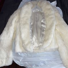 Brand New. Never Worn Women's Jackets, Fur Jacket, Gray White, Limited Time, Jackets & Coats, Jackets For Women, Brand New, White, Color