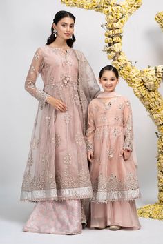 Maria B SF-EA23-22-Pink Luxury Casual Prets Vol 2 Original brand suit fabric and photography lite diffrance in actual print. Pink Long Sleeve Sets For Eid, Maria B Collection Weddings, Maria B Collection, Maria B Dresses Party Wear, Pink Floral Print Long Sleeve Salwar Kameez, Maria B Kids Collection, Maria B, Vol 2, Suit Fabric