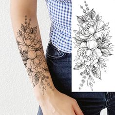 flower arm piece tattoo - Google Search Realistic Fake Tattoos, Quarter Sleeve Tattoos, Pieces Tattoo, Flower Tattoo Arm, Back Of Shoulder Tattoo, True Tattoo, Temporary Tattoo Designs, Tattoo Videos