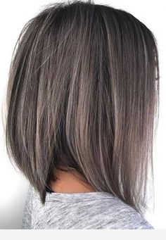 Angled Bob Haircuts, Super Hair, Hair Color Highlights, Trendy Hair Color, Grey Hair Color, Short Hairstyle, Long Bob, Gray Hair