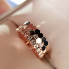 "Lovers Exquisite Polygon Beehive Shiny Stone Cocktail Ring For Women, Indn8530 Ring Size: 6 Material: Rose Gold Plated Brass Attractive Packaging Other Available Ring Size: 6, 7, 8, 9 Message Me For Bundle Buying. 100% Brand New Thank You!" Honeycomb Ring, Rings Set For Women, Rings Set, Engagement Jewelry, Finger Ring, Rings Simple, Rose Gold Color, Crystal Rings, Ring For Women