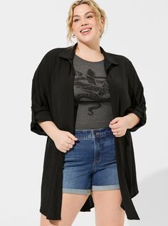 Seersucker Oversized Shirt Kimono Black Chiffon Blouse, Tiered Blouse, Trendy Plus Size Fashion, Tiered Mini Skirt, Black Kimono, Kimono Wrap, Single Button Blazer, Cold Shoulder Blouse, Career Wear