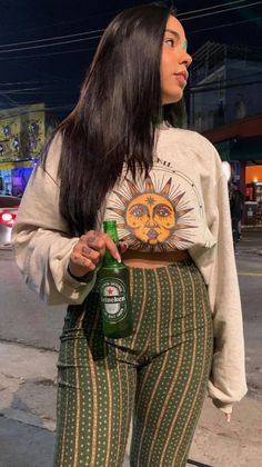 Big Shirt Outfits, Look Hippie, Looks Hippie, Most Creative Halloween Costumes, Halloween Costumes 2022, Estilo Hippy, Estilo Hippie, Halloween This Year