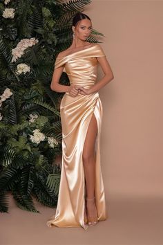 We could custom made more than 34 colors all sizes, if you need custom color and cutsom size, pls leave the color and your bust, waist, hips barefoot height size in the special instruction. Thank you. Gala Dress Inspiration, Gold Dress Bridesmaid, Champagne Dress Formal, Birthday Long Dress, Formal Dress Corset, Elegant Gold Dress, Corset Long Dress, Glam Bridesmaid Dresses, Gold Mermaid Prom Dress