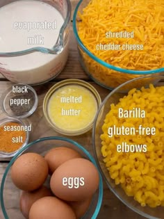 the ingredients for macaroni and cheese are shown in bowls