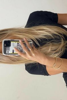 Blonde Hair Looks, Long Blonde, Good Hair Day, Long Blonde Hair, Hair Inspo Color, Dream Hair, Aesthetic Hair