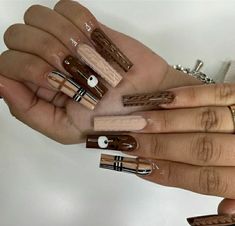 ♡B R O W N/ N U D E S♡ Brown Plaid Nails, Braided Ideas, Cornrow Ideas, Black Nails Design, Summer Nail Polish Colors, Nail Designs Easy Diy, Cornrow Hairstyle, Summer Nail Polish, Nail Kits