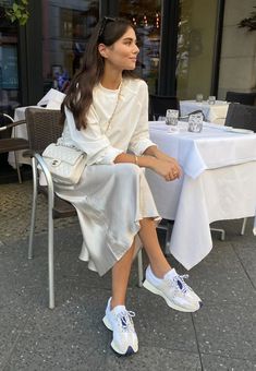 Weekend Getaway Outfits, Sneakers Outfit, Mode Inspiration, Spring Summer Outfits, Outfits Casuales