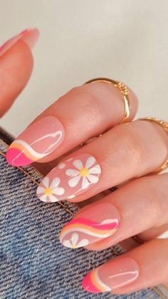 Nail Design Gold, Pastel Nail Art, Simple Spring Nails, Cute Spring Nails, Purple Nail, Pink Nail Art, Really Cute Nails