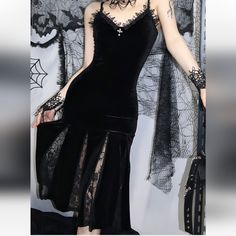 Black Lace And Velvet Slip Dress. Size L. Bust 74-94 Cm, Waist 66-78 Cm, Hips 80-98 Cm, Length 103 Cm. 93.1% Polyester, 6.9% Spandex. Dress Is Not Lined. Straps Are Adjustable. Brand New, Never Worn. Bought On Line. Too Costly To Mail Back To Store. This Is A Gorgeous Dress And Very Flattering. Goth Goddess, Trad Goth, Velvet Dress Long, Fishtail Skirt, Fishtail Dress, Woman Dress, Alt Fashion, Gothic Dress, Suspender Dress