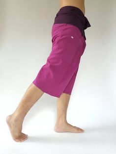 "2Tones Thai fisherman/Yoga Pants , workout pant - Free-size: Will fit men or woman - Condition: Brand new without tags. 100% Cotton - Made in Thailand Measurement Waist 56\" Length 32\" Legs Wide 12\" These Unique Bags are handmade and dimensions may vary slightly. Washing machine or hand wash, hang to dry. Shipping & Handling * Parcels will be ship via DHL Express♥ PAYMENT We accept payments via PayPal only. ♥ Shipping : - All items will be shipped within 1 business day after received paym Summer Yoga Activewear Knee-length Shorts, Knee-length Shorts For Yoga Activewear In Summer, Casual Yoga Pants With Pockets For Pilates, Knee-length Shorts Activewear For Yoga In Summer, Purple Workout Bottoms With Pockets, Cotton Bottoms With Built-in Shorts For Yoga, Athleisure Yoga Capris With Pockets, Cotton Wide-leg Activewear For Yoga, Casual Capri Length Yoga Pants For Pilates