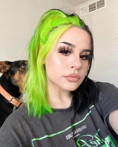 Black Green Split Dye, Undercolours Hair, Manic Panic Electric Lizard, Neon Green Hair, Bold Haircuts, Split Dye, Split Dyed Hair, Bold Hair Color, Split Hair