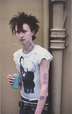 Derek Ridgers, Punk Tattoos, Punk Tattoo, Punk Boy, 70s Punk, Punk Culture, Street Punk, Punk Aesthetic