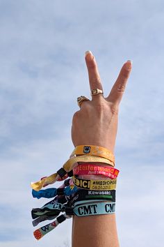 Music Festival Wristbands, Festival Merchandise Ideas, Music Festival Merchandise, Coachella Wristbands, Wristband Aesthetic, Wristband Design Ideas, Coachella Bracelets, Vip Wristband, Music Festival Ideas