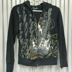 Emo Wallpapers, Early 2000s Outfits, Black Hoodie Women, Mens Fashion Editorial, 2000s Outfits, Fender Guitar, Dream Clothes, Graphic Hoodie, Types Of Fashion Styles