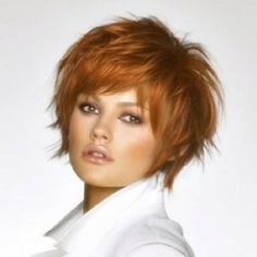 I wish I could pull off something messy like this. Short Red Hair, Short Hair Color, Cute Hairstyles For Short Hair, Short Hair Haircuts, Good Hair Day, Short Hair With Layers, Beautiful Long Hair, Great Hair, Hair Dos