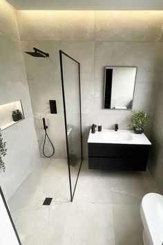 small bathroom interior walk in shower ideas matt black fixtures modern bathroom design Small Shower Room, Ensuite Shower Room, Bathroom Redesign, Bathroom Inspiration Decor, Upstairs Bathrooms, Small Bathroom Design