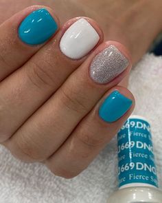 Dnd Gel Manicure Ideas, Nail Polish Ideas For Short Nails Simple, Nails For Cruise Vacations 2024, Simple Teal Nails, Shorties Nails Color, Boy Mom Nails, Nail Dip Designs, May Nails Ideas Short, Easy Nail Designs For Short Nails