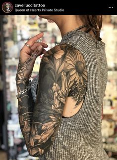 Arm Cover Up Tattoos, Forearm Cover Up Tattoos, Tatuaje Cover Up, Feminine Shoulder Tattoos, Black Sleeve Tattoo, Cover Up Tattoos For Women, Black Tattoo Cover Up, Black White Tattoos, Blackout Tattoo