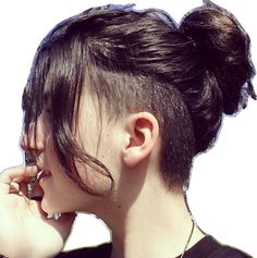 Hair Design Ideas, Undercut Hair, Women Undercut, Undercut Hairstyles Women, Undercut Bob, Short Hair Undercut, Trendy Hairstyle