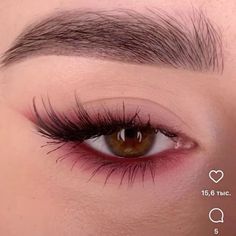 Wedding Makeup Maroon, Light Red Eyeshadow Looks, Prom Eye Makeup For Red Dress, Cherry Eye Makeup, Burgundy Makeup Look Natural, Simple Red Makeup, Red Makeup Looks For Prom, Cherry Red Makeup