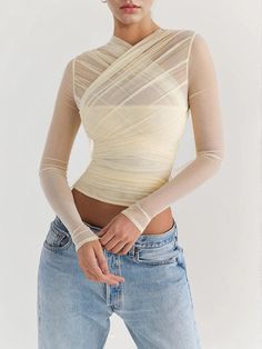 Chic Sheer Mesh Top Mesh Top Outfit, Sheer Long Sleeve Top, Mode Tips, Slim Fit Crop Top, Mesh Tops, Mesh Blouse, Top Outfit, Cropped Tops, Lace Shirt